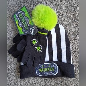 Beetlejuice Kids Beanie and Gloves Set